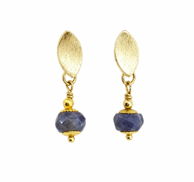 brincos de safiras rondel facetadas de 2 cm, banhados a ouro 18k. Feito pela ceci joias da amazonia. brincos de safiras rondel facetadas de 2 cm, banhados a ouro 18k. Feito pela ceci joias da amazonia.