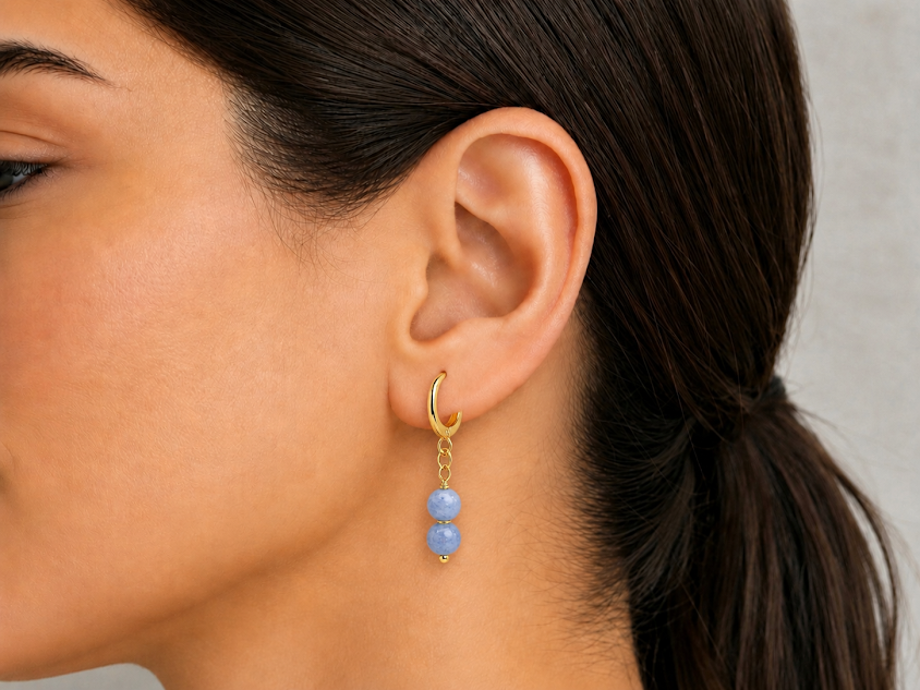 brincos argola de sodalita banhada a ouro 18k.