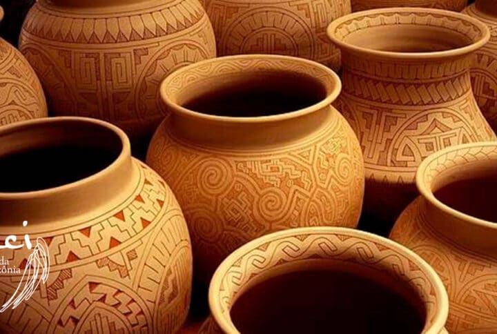 Toda a beleza da cerâmica marajoara da Amazônia.
