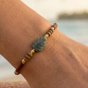 pulseira de agata three, madeira e ceramica, feita a mão em Belém do Pará.