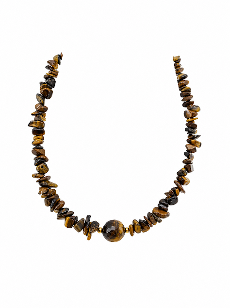 colar de pedras irregulares de olho de tigre e uma esfera facetada de 1mm. fecho banhado a ouro 18k