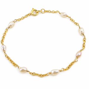 Pulseira de perolas rose com corrente elo portugues banhada a ouro 18k.