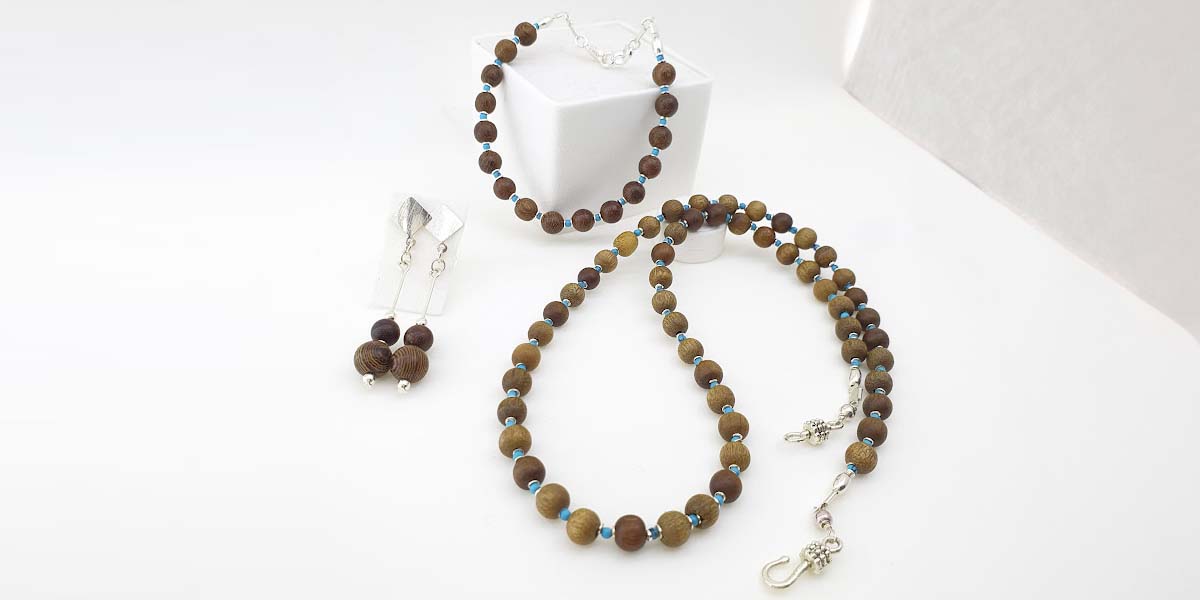 Conjunto em prata com esferas de turquesa - site Ceci Joias da Amazônia
