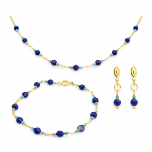 Conjunto completo de lápis-lazúli e turquesa: colar pulseira e brinco em wire wrapping ouro 18k fundo absolutamente branco — biojoia artesanal Ceci Joias Belém